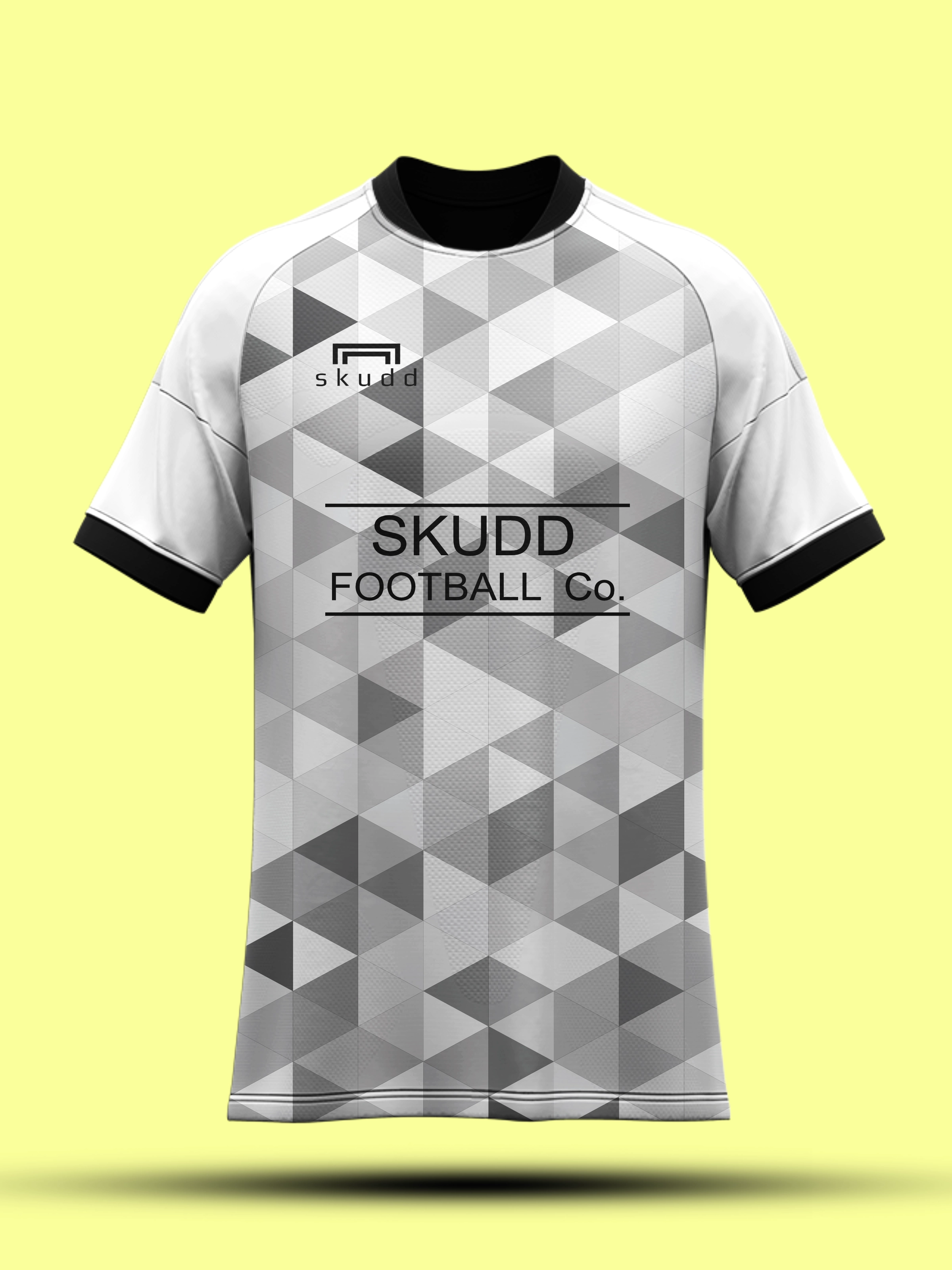 SKUDD-005 Prizma — gri tonlarda üçgen desenli forma tasarımı